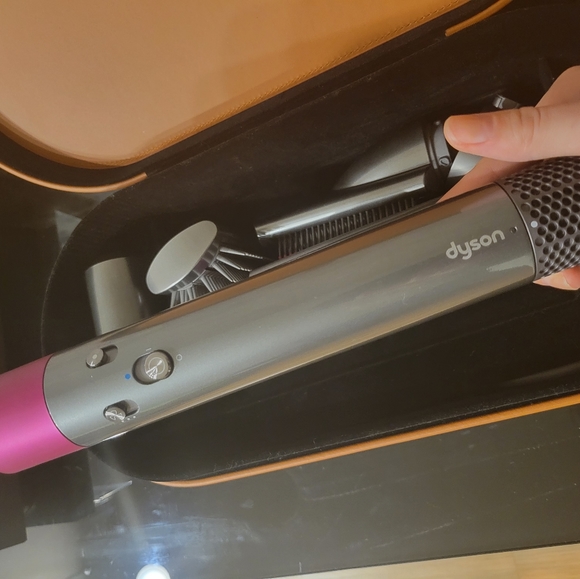 Dyson Airwrap Long barrel - Picture 5 of 5